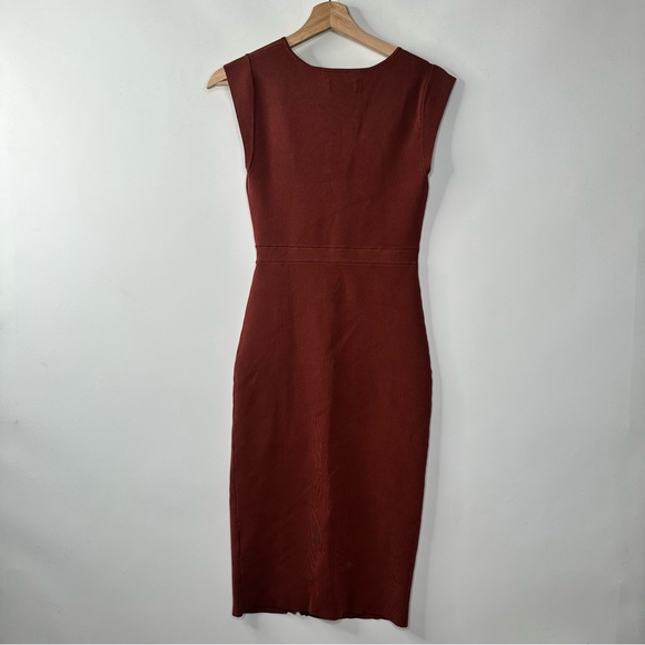 Aritzia Babaton The Business Dress Womens Size S Cap Sleeve Bodycon Front Slit - Picture 4 of 11